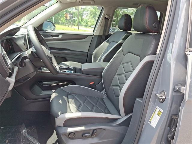 new 2025 Volkswagen Atlas car, priced at $50,041