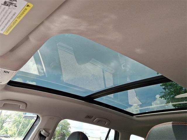 new 2025 Volkswagen Atlas car, priced at $50,041