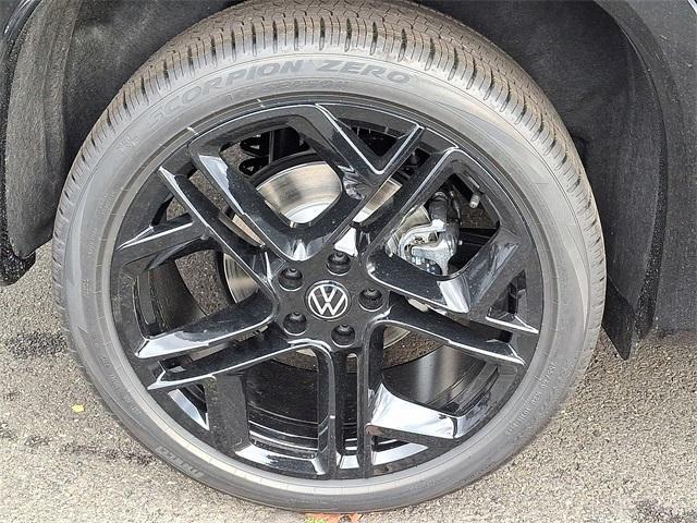 new 2026 Volkswagen Tiguan car, priced at $41,337