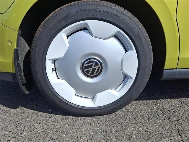 new 2025 Volkswagen ID. Buzz car, priced at $72,832