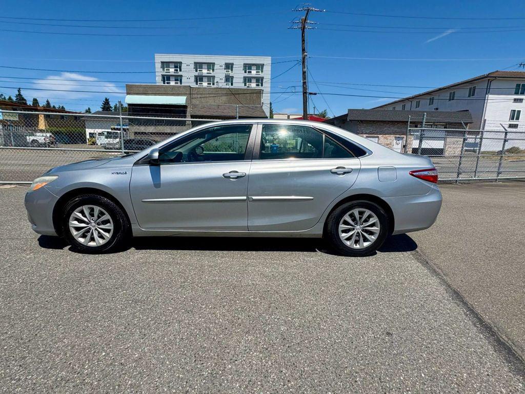 used 2015 Toyota Camry Hybrid car, priced at $11,999