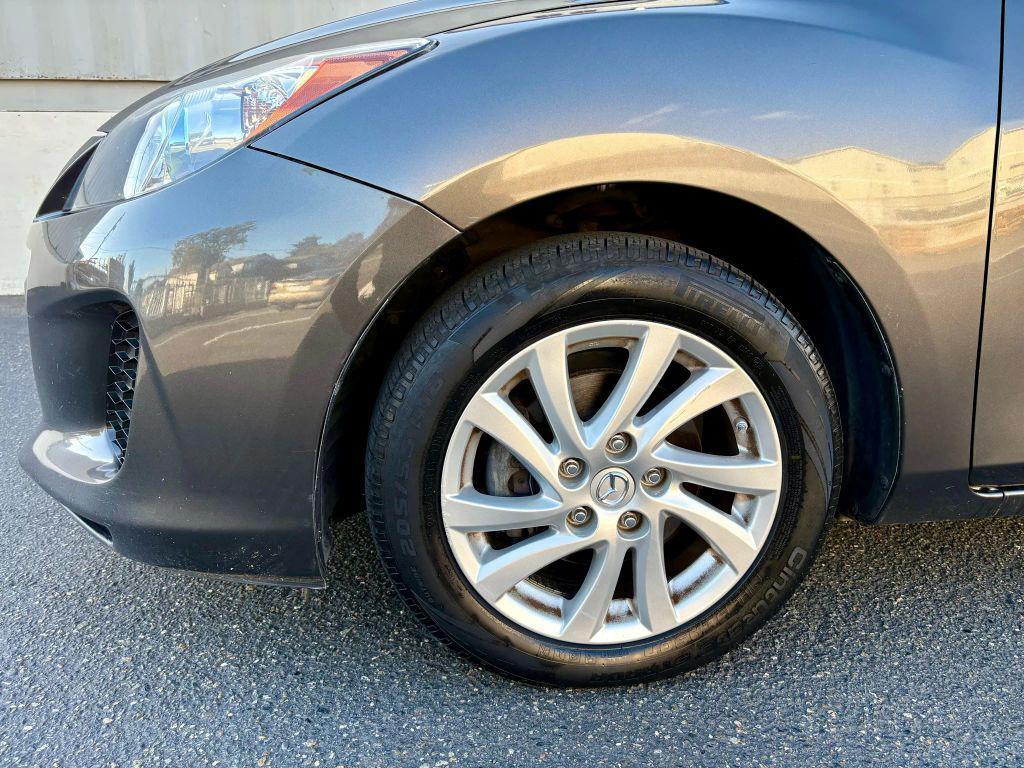 used 2012 Mazda Mazda3 car, priced at $5,499