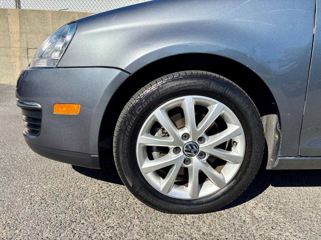 used 2010 Volkswagen Jetta car, priced at $5,999