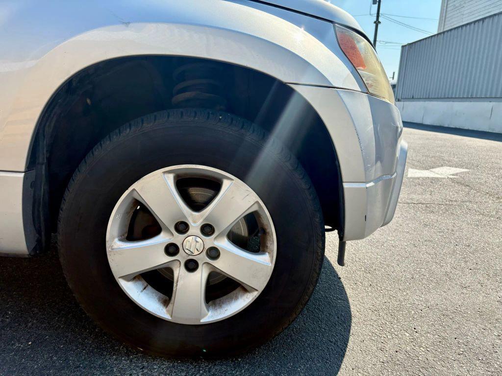 used 2006 Suzuki Grand Vitara car, priced at $3,999