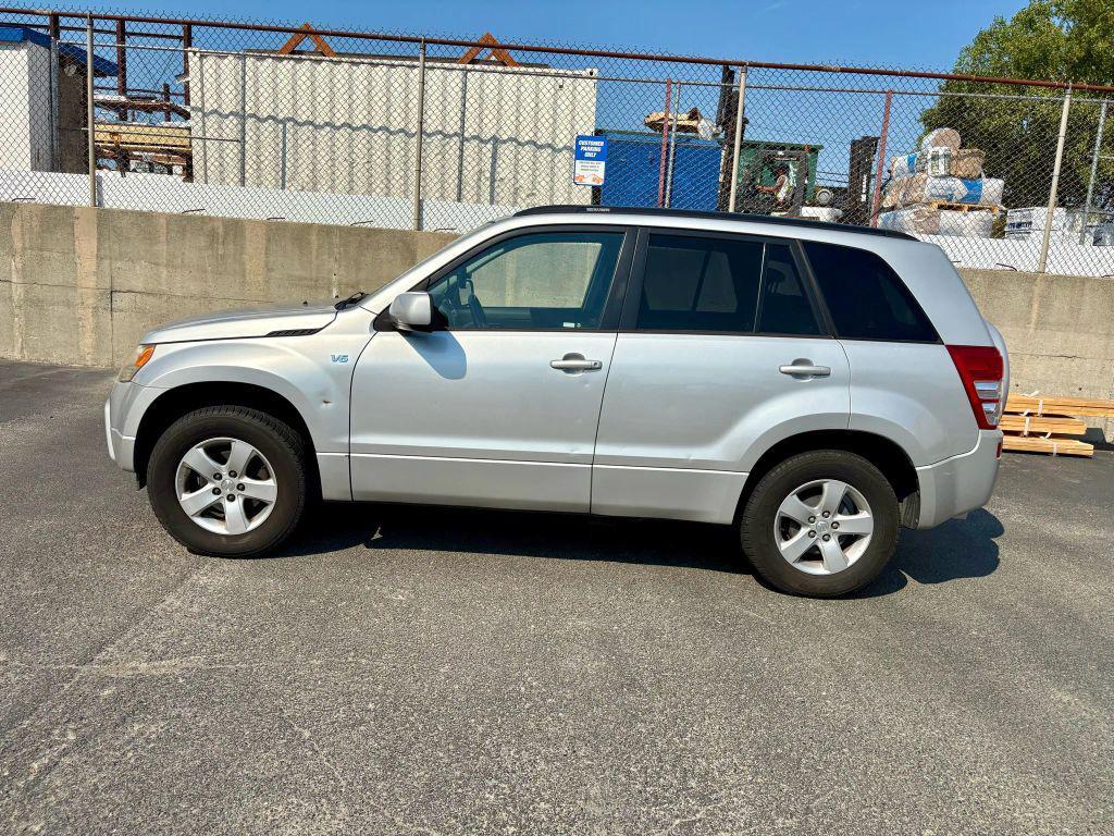 used 2006 Suzuki Grand Vitara car, priced at $3,999