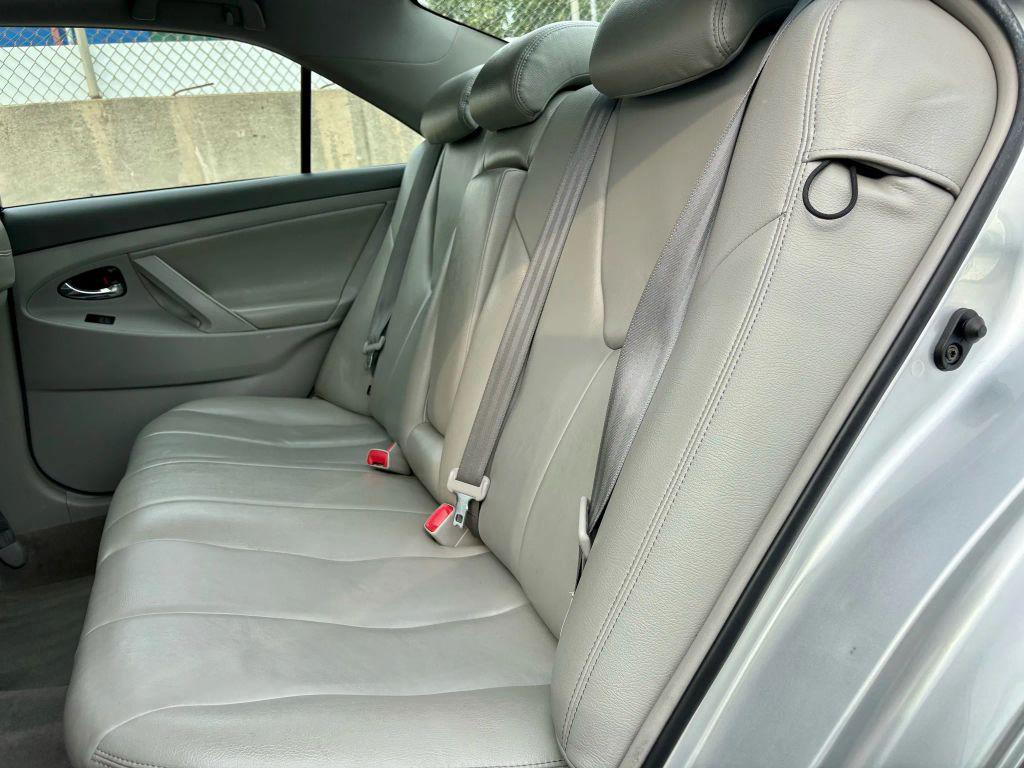 used 2007 Toyota Camry Hybrid car, priced at $4,499