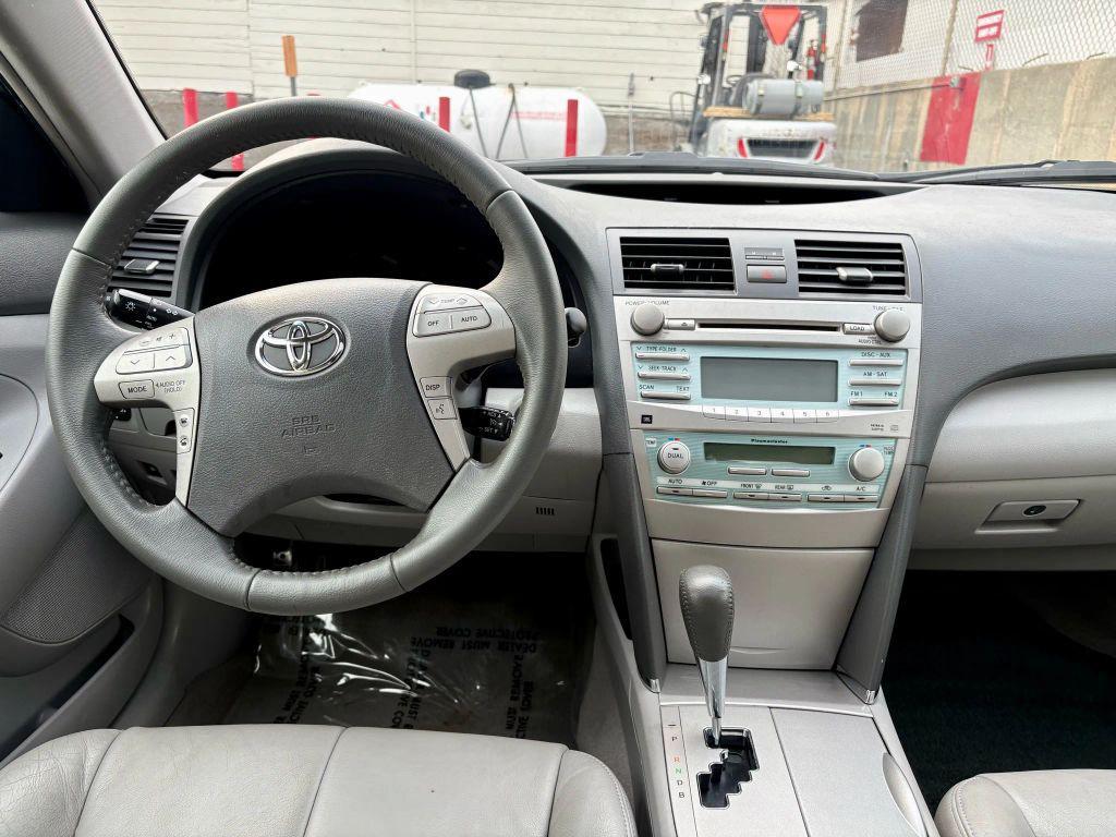 used 2007 Toyota Camry Hybrid car, priced at $4,499