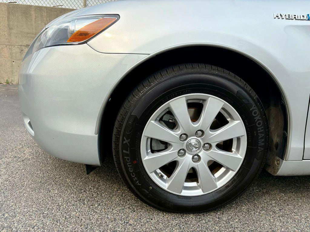 used 2007 Toyota Camry Hybrid car, priced at $4,499