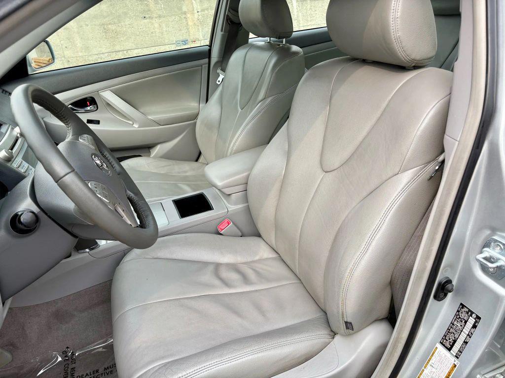 used 2007 Toyota Camry Hybrid car, priced at $4,499