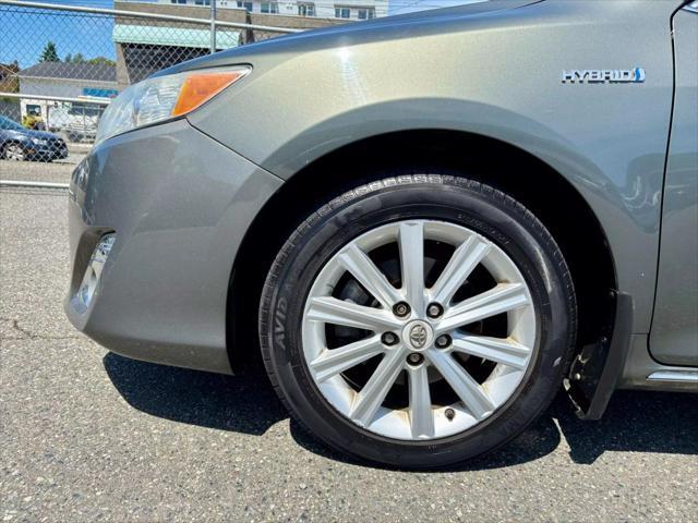 used 2012 Toyota Camry Hybrid car, priced at $9,999