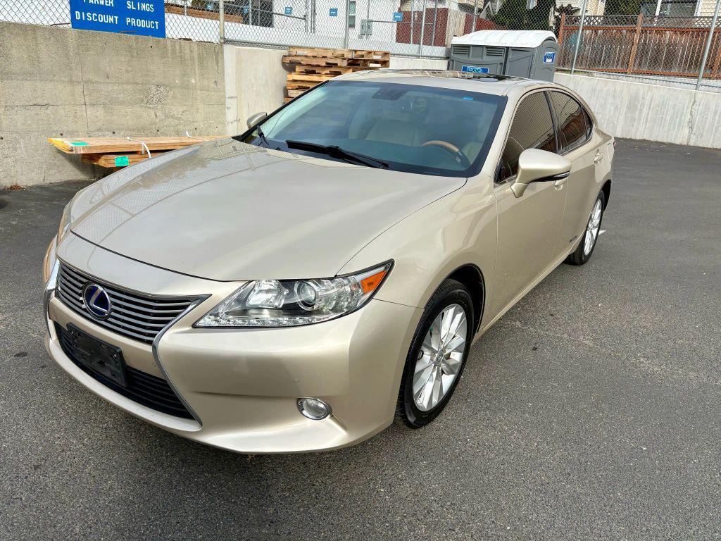 used 2014 Lexus ES 300h car, priced at $11,499