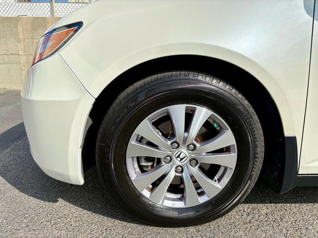 used 2014 Honda Odyssey car, priced at $13,999