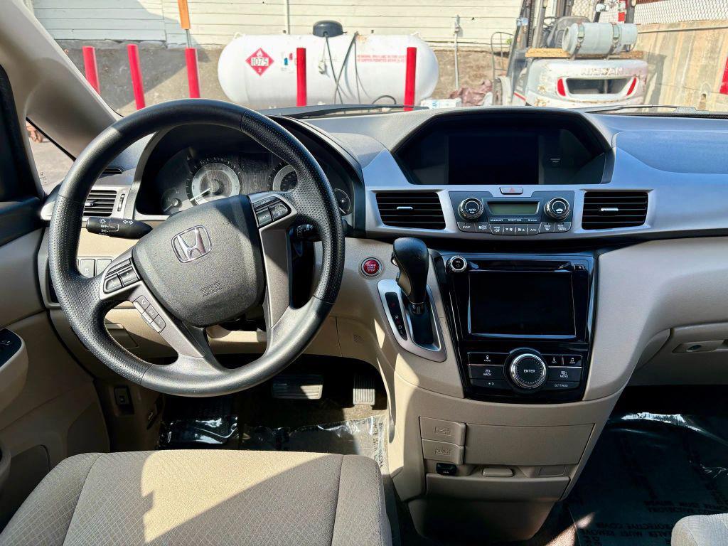 used 2014 Honda Odyssey car, priced at $13,999