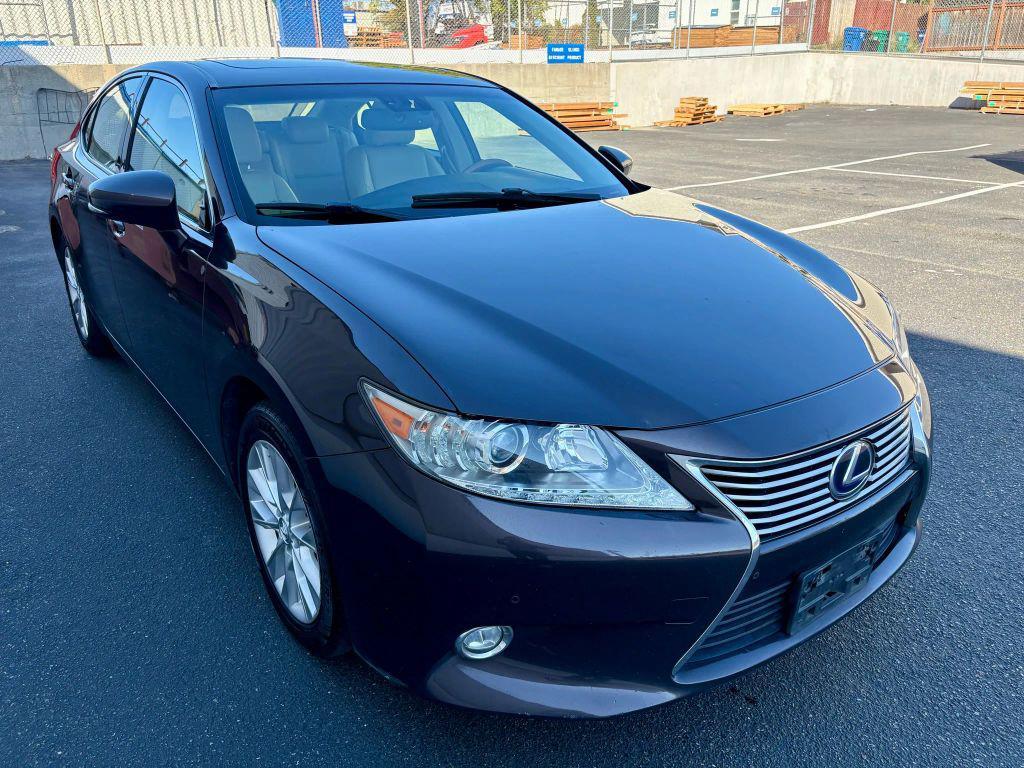 used 2014 Lexus ES 300h car, priced at $12,999