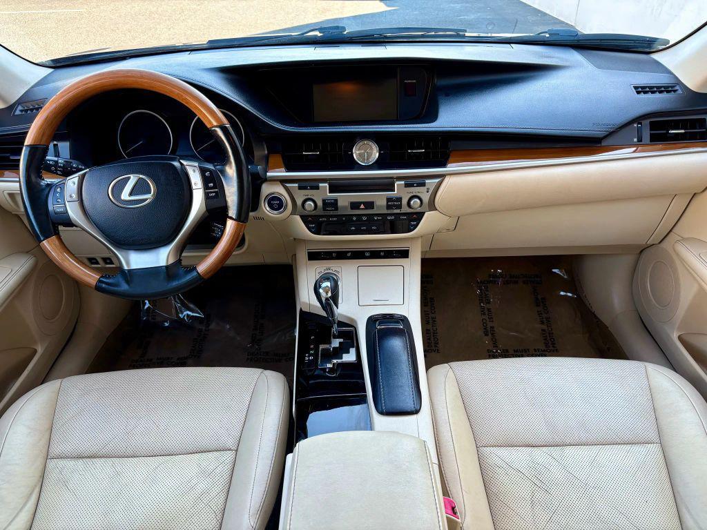 used 2014 Lexus ES 300h car, priced at $12,999