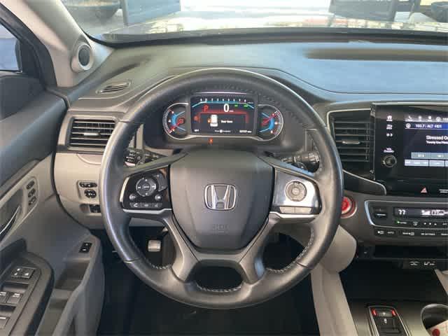 used 2022 Honda Pilot car, priced at $30,037