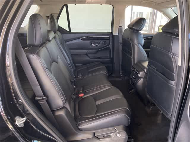 used 2023 Honda Pilot car, priced at $36,355