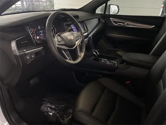 used 2024 Cadillac XT5 car, priced at $37,861