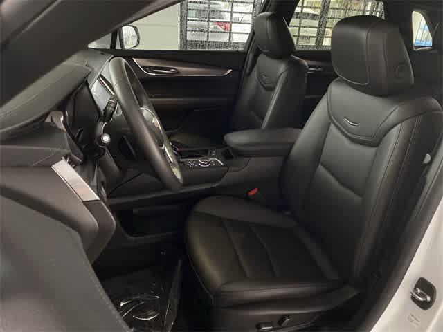 used 2024 Cadillac XT5 car, priced at $37,861