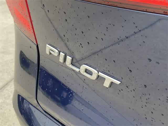 used 2018 Honda Pilot car, priced at $21,561