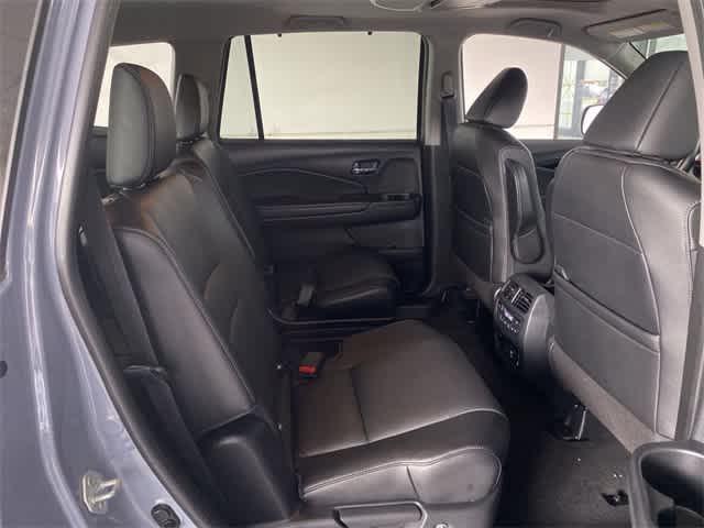 used 2022 Honda Pilot car, priced at $32,988