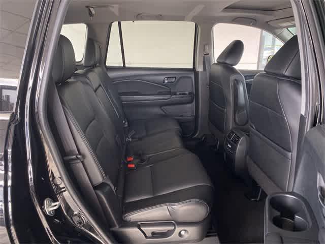 used 2022 Honda Pilot car, priced at $29,621