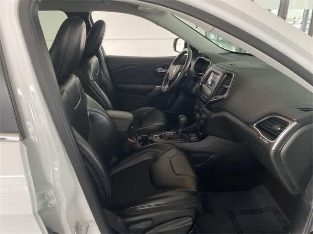 used 2019 Jeep Cherokee car, priced at $15,445