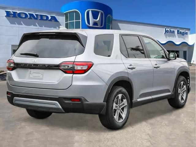 new 2025 Honda Pilot car, priced at $44,950