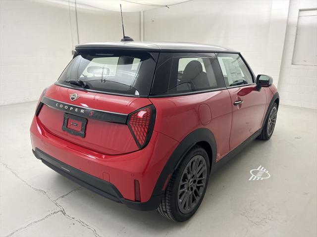 new 2025 MINI Hardtop car, priced at $37,295