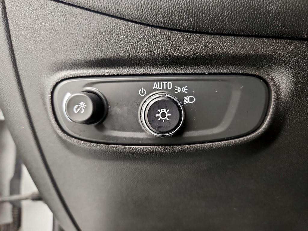 used 2022 Chevrolet Equinox car, priced at $20,998