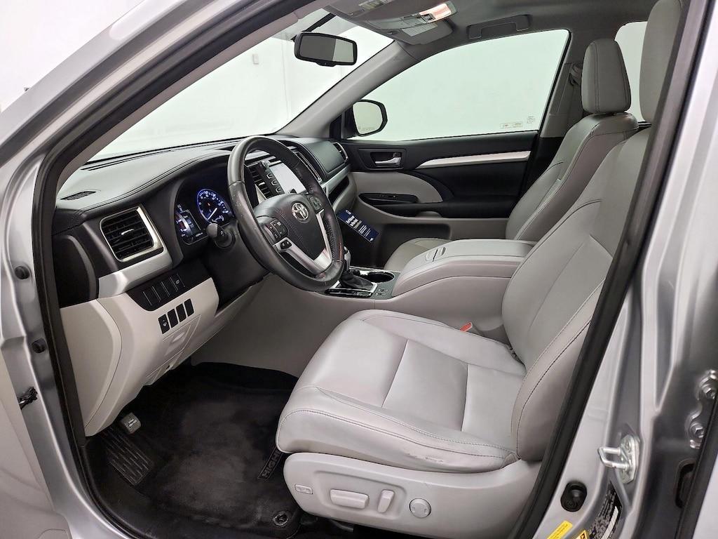 used 2015 Toyota Highlander car, priced at $23,998