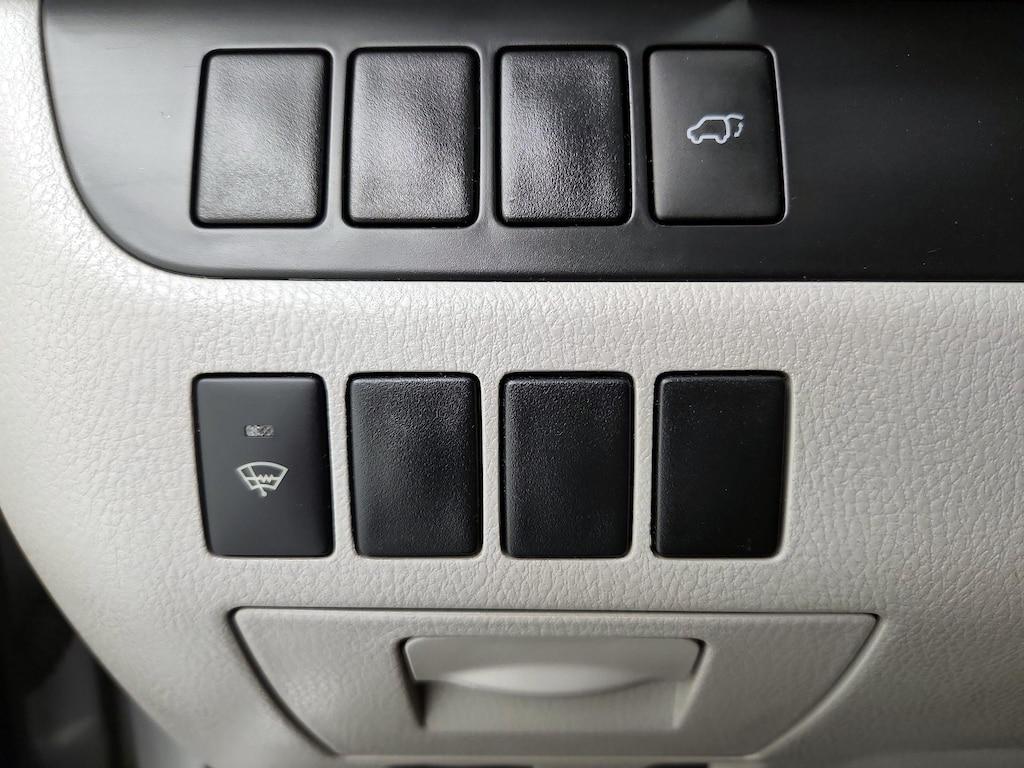 used 2015 Toyota Highlander car, priced at $23,998