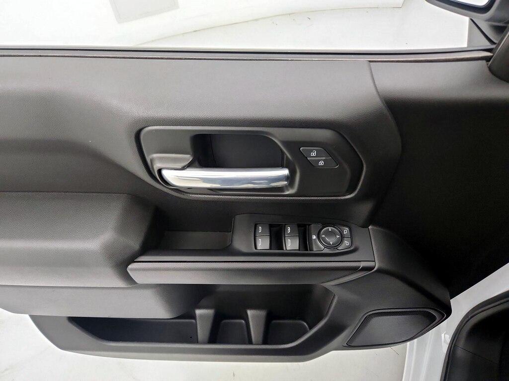 used 2022 Chevrolet Silverado 1500 car, priced at $30,998