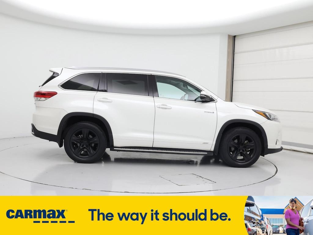 used 2018 Toyota Highlander Hybrid car, priced at $34,998