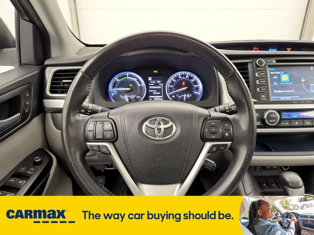 used 2018 Toyota Highlander Hybrid car, priced at $34,998