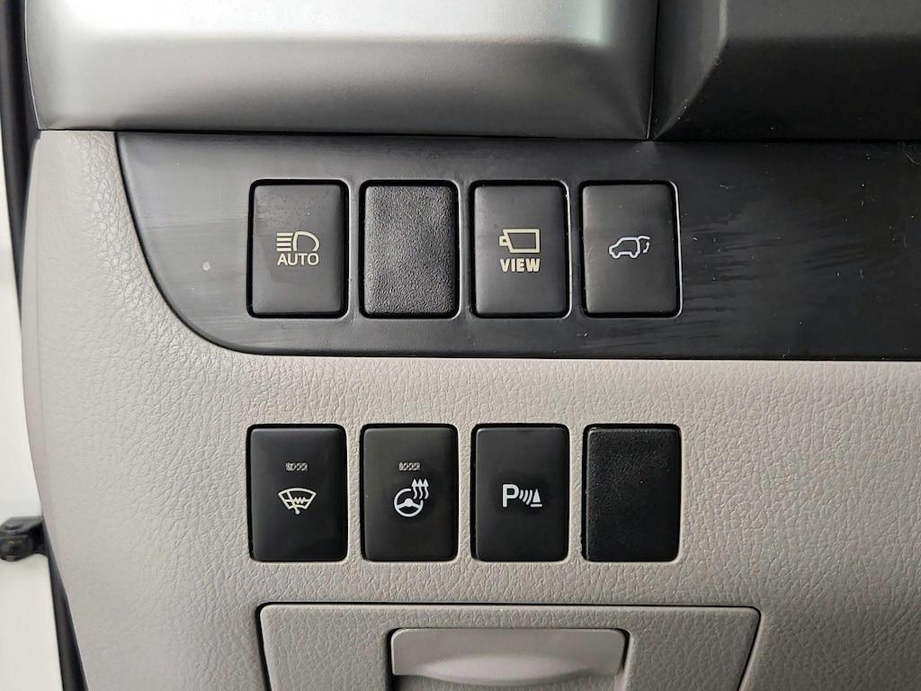 used 2018 Toyota Highlander Hybrid car, priced at $34,998