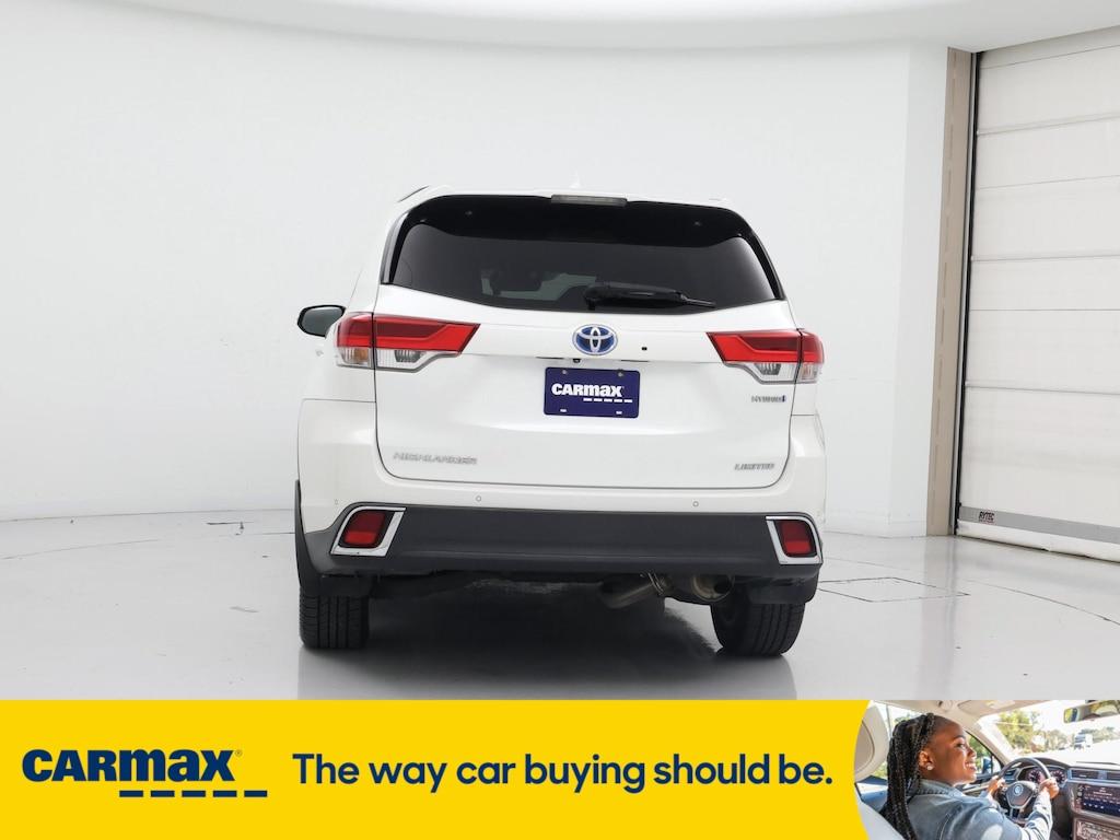 used 2018 Toyota Highlander Hybrid car, priced at $34,998