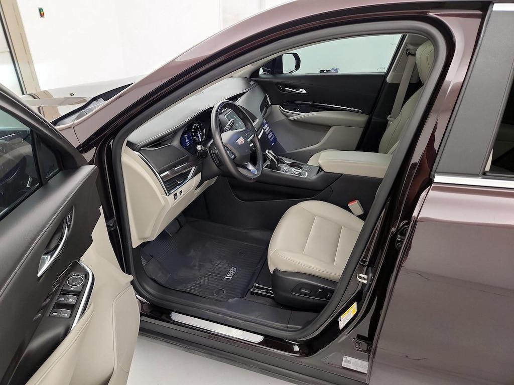 used 2021 Cadillac XT4 car, priced at $25,998