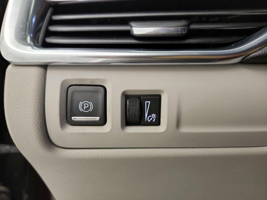 used 2021 Cadillac XT4 car, priced at $25,998