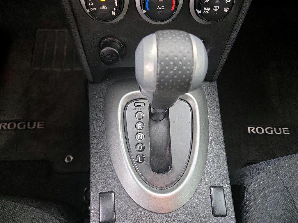 used 2015 Nissan Rogue Select car, priced at $12,998