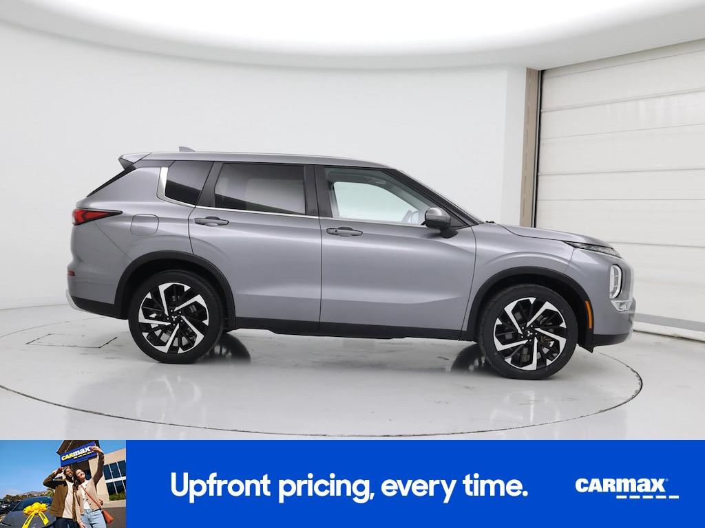 used 2023 Mitsubishi Outlander car, priced at $23,998
