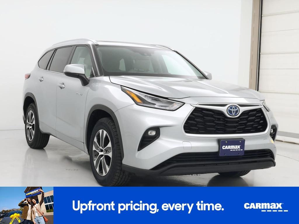 used 2021 Toyota Highlander Hybrid car, priced at $38,998
