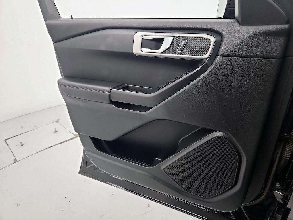 used 2021 Ford Explorer car, priced at $22,998