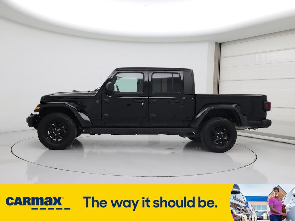 used 2023 Jeep Gladiator car, priced at $33,998