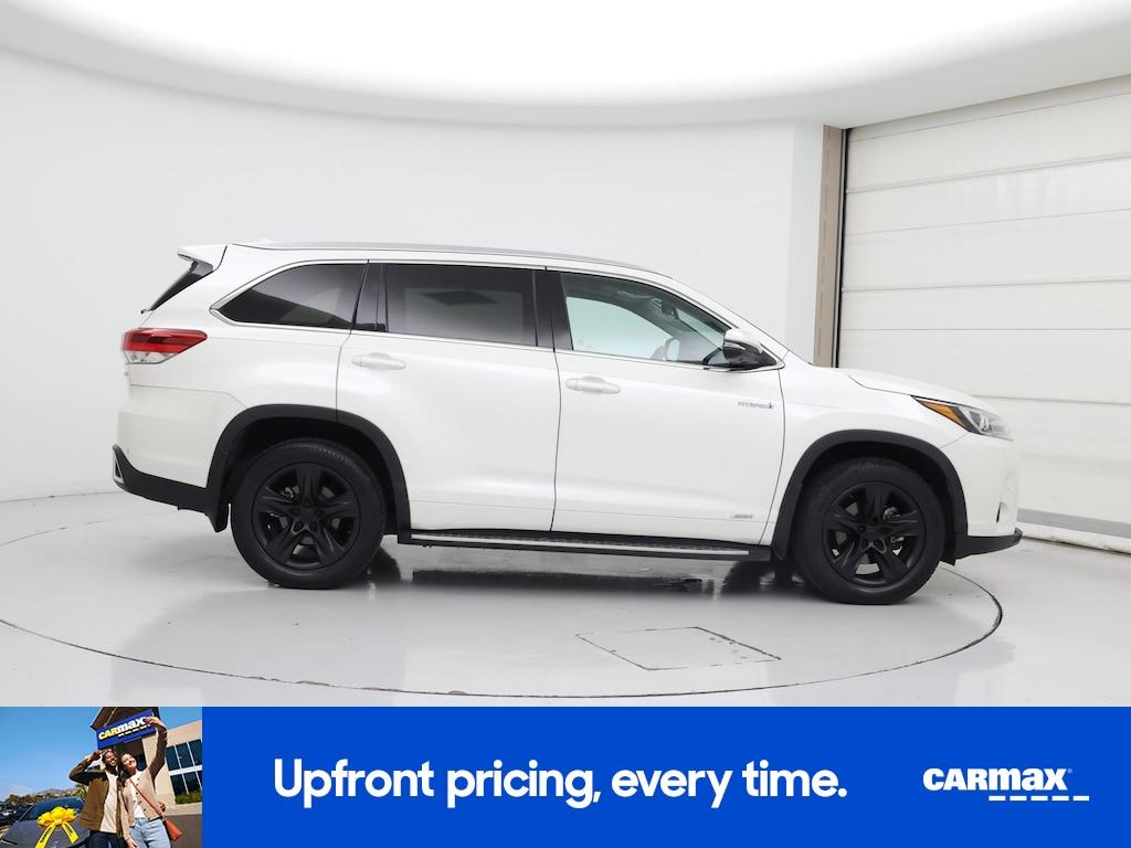used 2018 Toyota Highlander Hybrid car, priced at $33,998