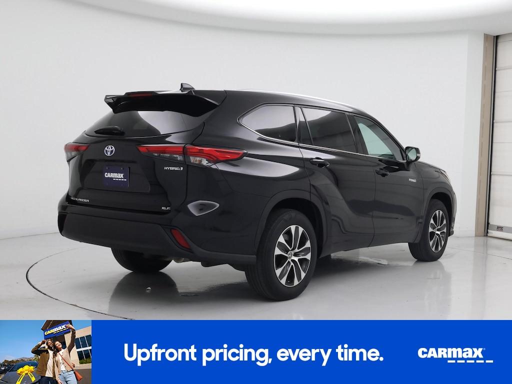 used 2021 Toyota Highlander Hybrid car, priced at $35,998