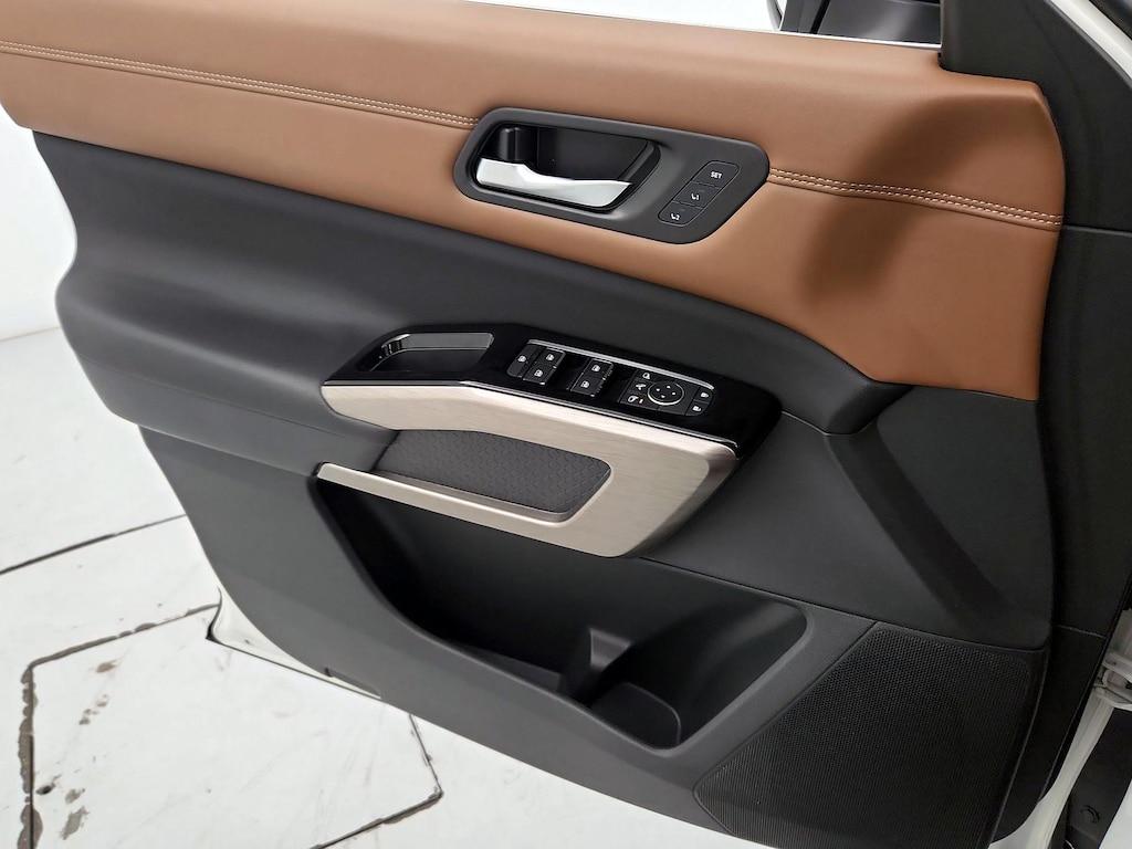 used 2023 Nissan Pathfinder car, priced at $38,998