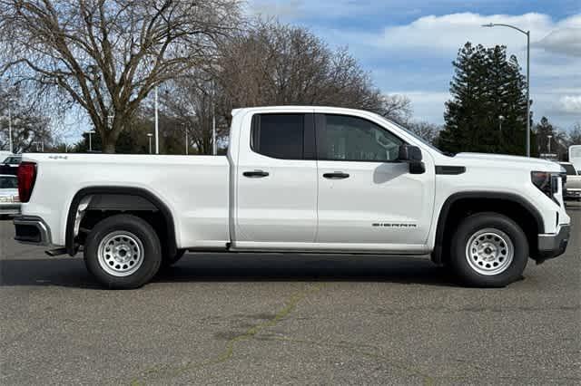 new 2025 GMC Sierra 1500 car, priced at $47,480