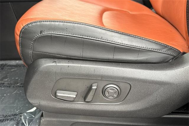 used 2022 Kia Carnival car, priced at $34,900