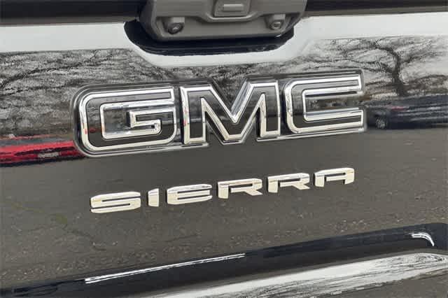 new 2025 GMC Sierra 1500 car, priced at $50,875